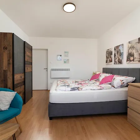 Maestral Apartamento Njivice