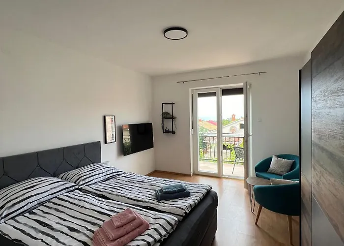 Maestral Apartment *